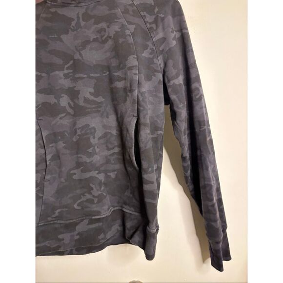 Lululemon Scuba Hoodie - Picture 4 of 7